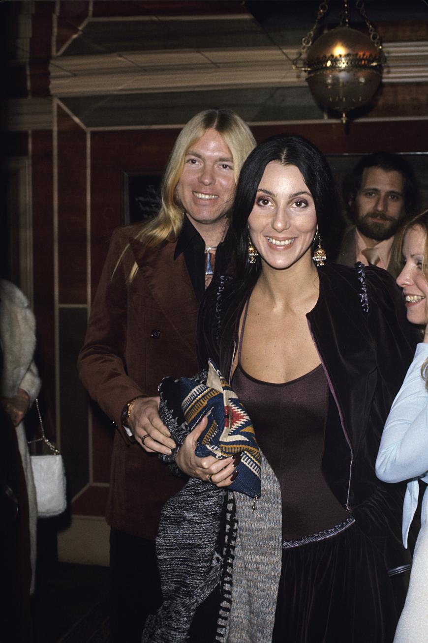 Cher und Gregg Allman waren von 1975 bis 1979 verheiratet. Das Ex-Paar hat einen gemeinsamen Sohn.
