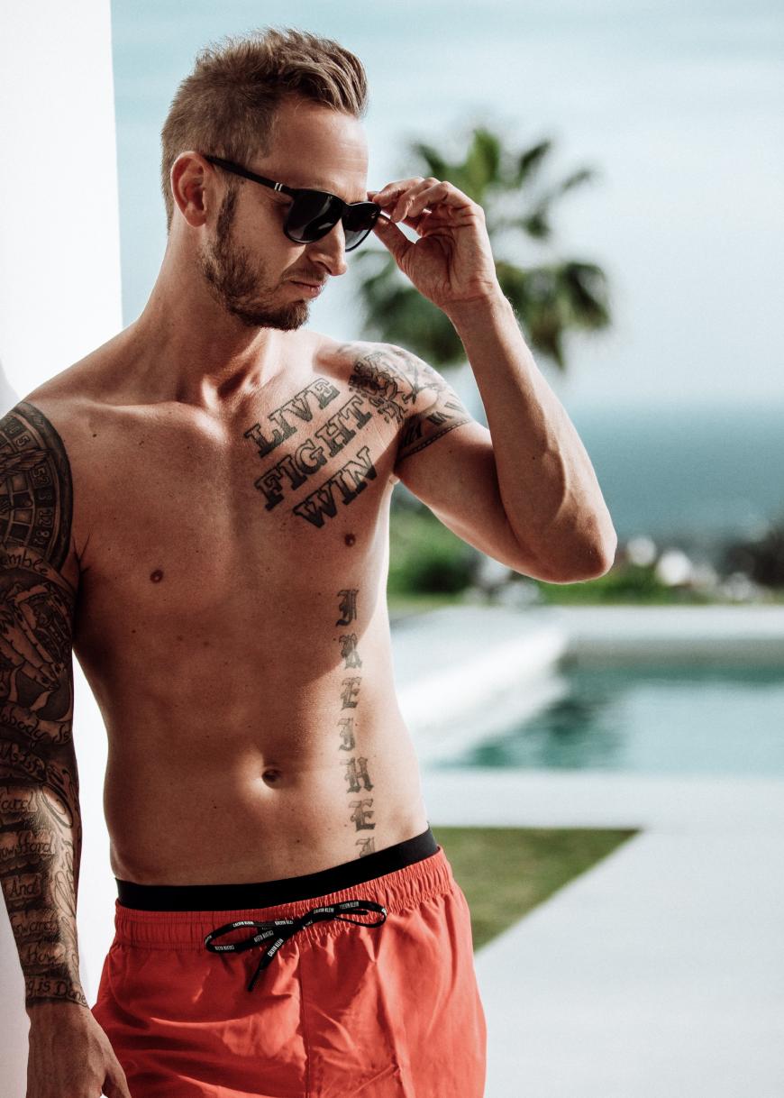 Basti, 34, Entertainer aus Mönchengladbach: „Ich weiß, was ich will“.