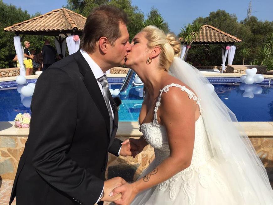 Gibt es schon kurz nach der Hochzeit von Daniela Karabas und Jens Büchner die erste Ehekrise?