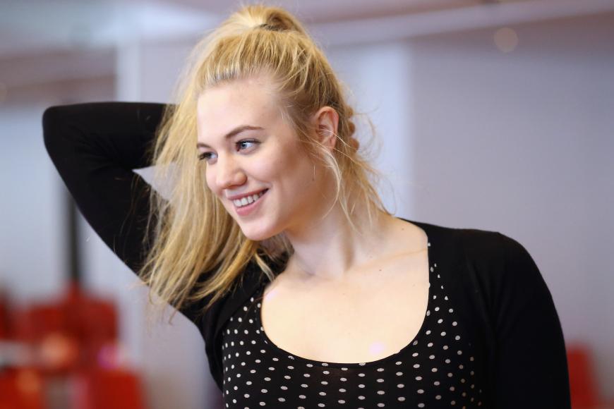 Larissa Marolt wird von den anderen Kandidaten bei "Global Gladiators" nach Hause geschickt