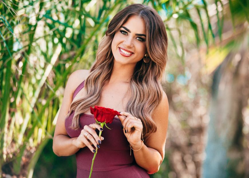 Ab heute Abend ist Jessica Paszka am Zug und verteilt ihre Rosen bei