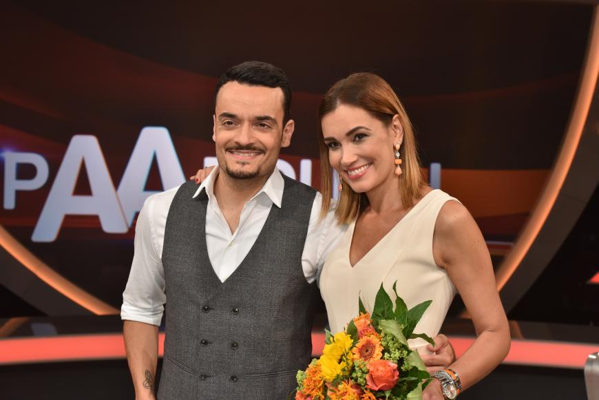 Der Grund: ihr Mann Giovanni sorgte zusammen mit den Show-Verantwortlichen dafür, dass Jana Inas Bruder nach Deutschland kommt.