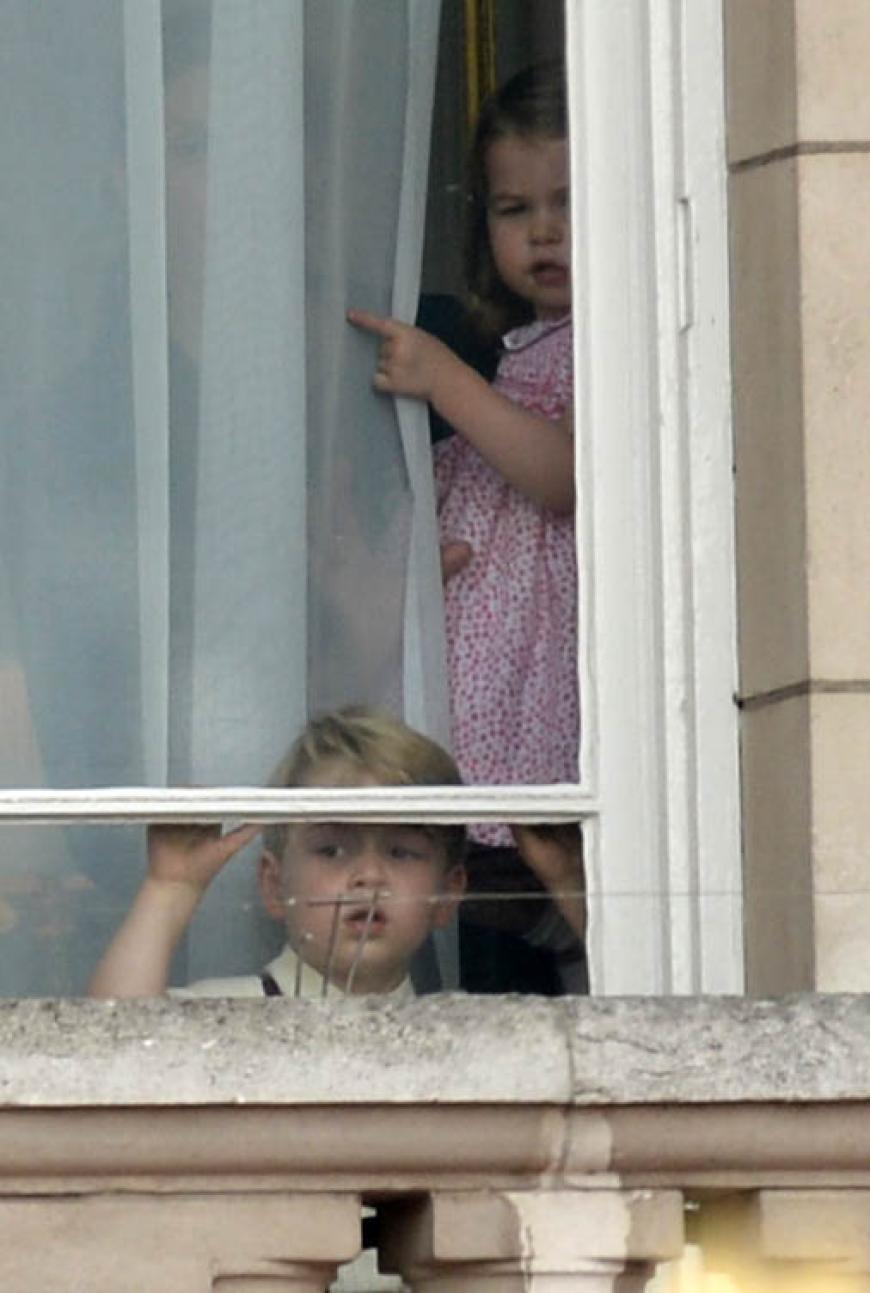 Die Neugierde ist groß bei Prinz George und Prinzessin Charlotte.
