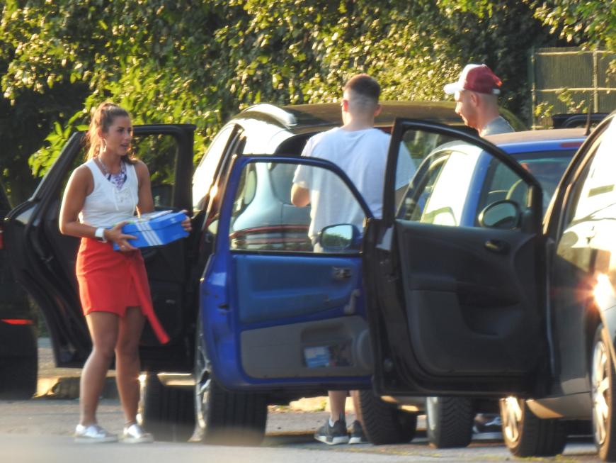 Erwischt! Es sieht fast so aus, als würde Pietro seine Ex Sarah hier herzlich anlächeln ...