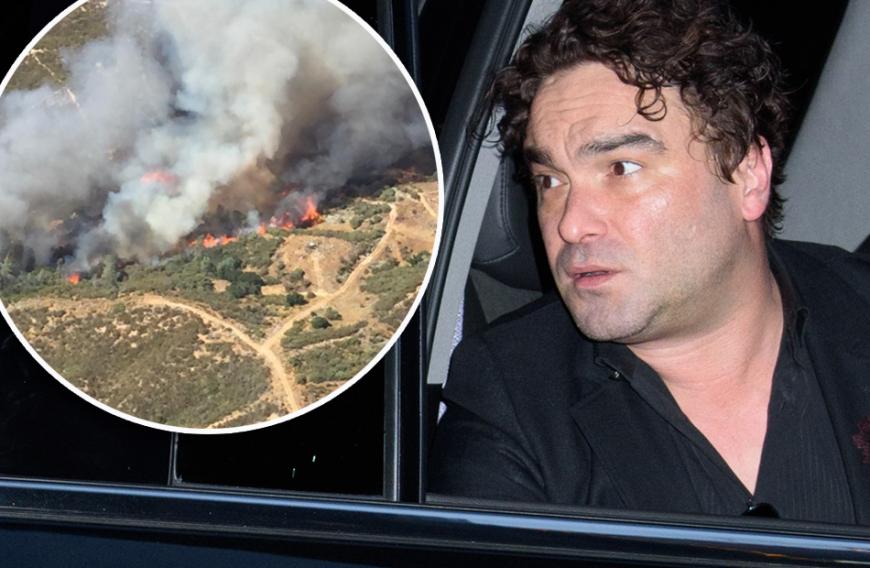 Ein verheerendes Feuer vernichtete das Haus von Johnny Galecki. Dieses lag in Santa Margerita, einer ländlichen Gegend zwischen San Francisco und Los Angeles. Die Feuerwehr twitterte Fotos der Brandkatastrophe.