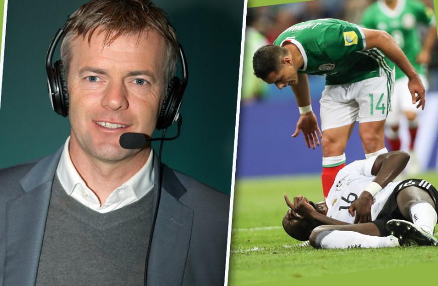 Um diese Szene ging es: Antonio Rüdiger wirft sich beim Spiel gegen Mexiko auf den Boden. ARD-Kommentator Tom Bartels (l.) forderte ihn auf