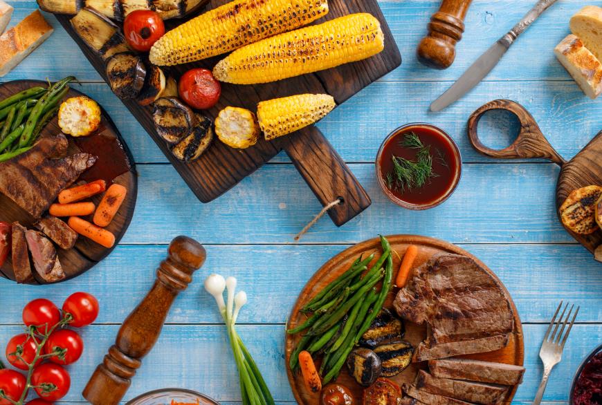 Das Grillen an sich ist soooo lecker, doch schnell sind wir unsere Bikinifigur auch wieder los.