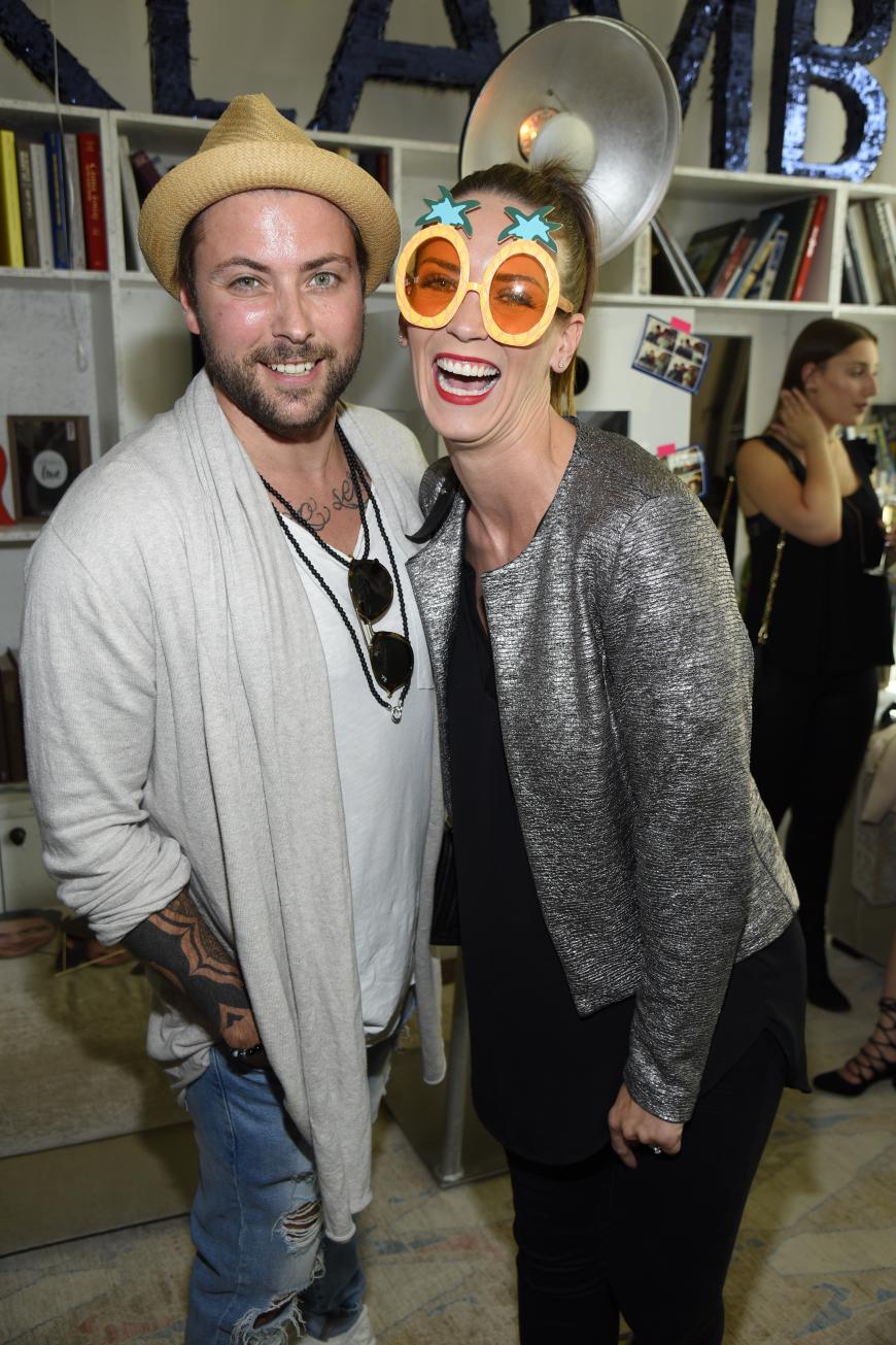 Party on! Serien-Star Felix von Jascheroff kam mit seiner Verlobten Bianca Bos.