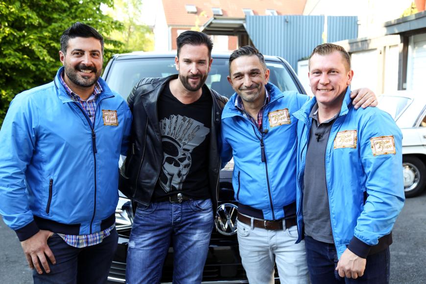 Schlagerstar Michael Wendler rief die Trödel-Experten Sükrü Pehlivan, Mauro Corradino und Otto Schulte zu Hilfe, um bei seiner Schwiegermutter Waltraud ordentlich auszumisten.