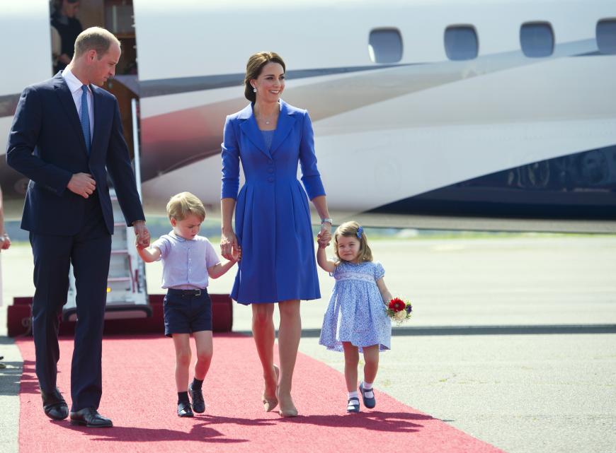 Da sind sie! Am 19. Juli landet die Royal Family kurz nach 12 Uhr in Berlin.