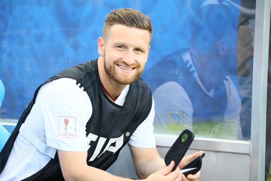 Nach heimlicher Hochzeit: Shkodran Mustafi ist Vater einer Tochter.