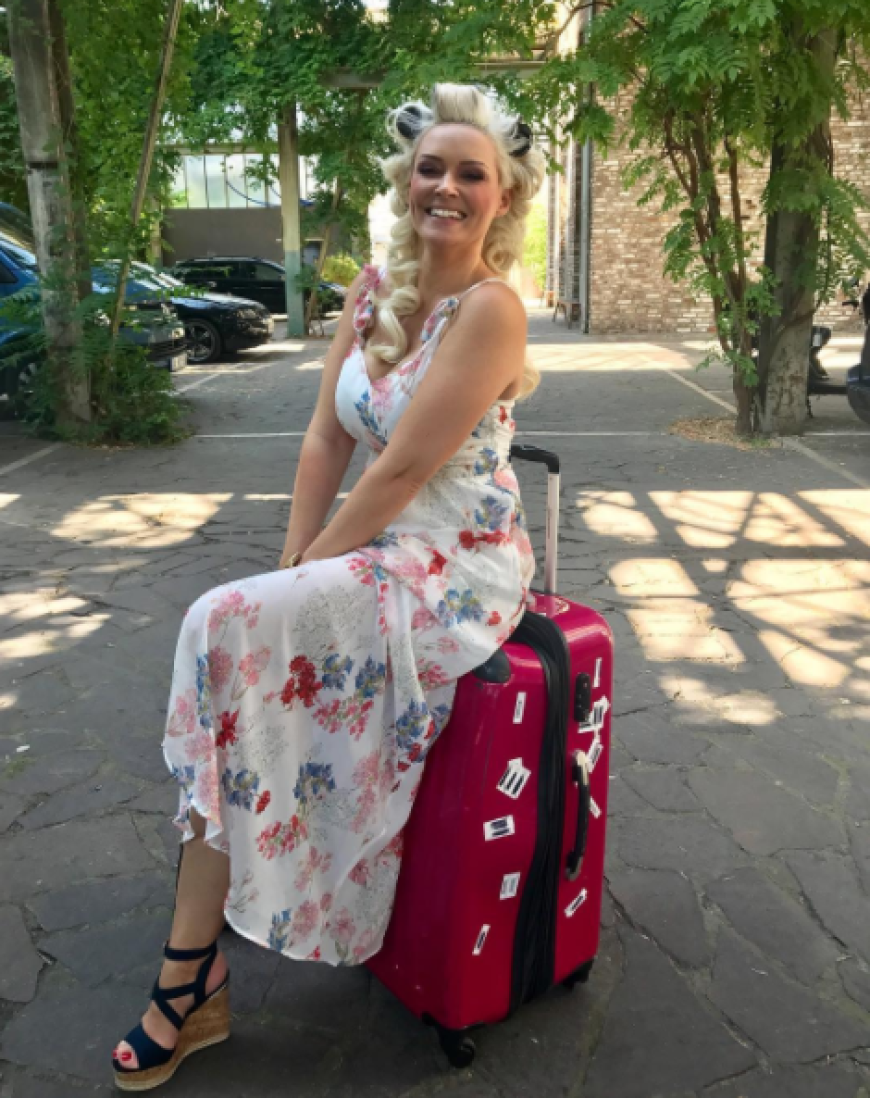 Maxi-Kleider sind sooo luftig im Sommer, findet auch Daniela Katzenberger!