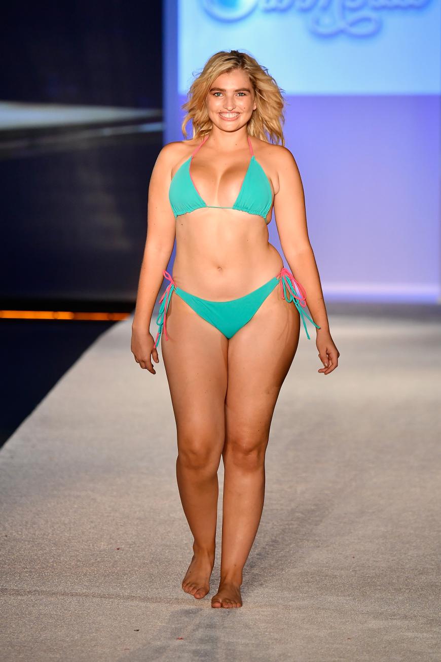 Sarina Nowak strahlte auf der SWIMMIAMI wie ein Honigkuchenpferd.