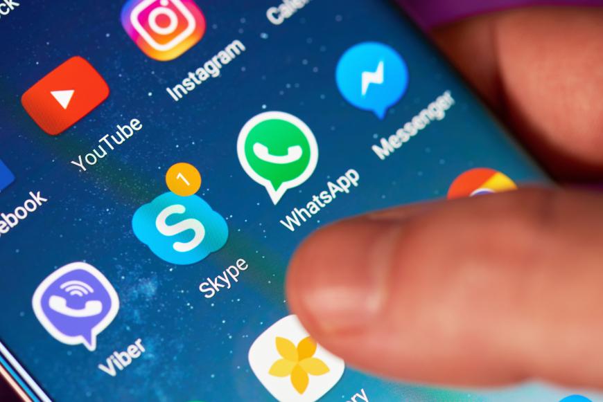 Warum kennt kaum einer den Nachtmodus von WhatsApp?