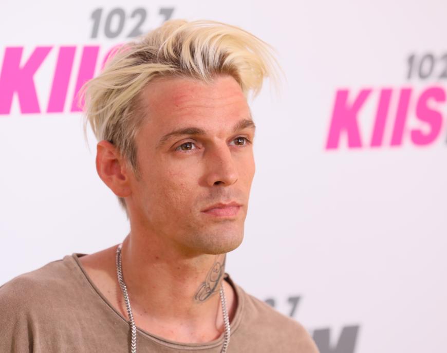 Mit 29 Jahren gab Aaron Carter jetzt erstmals bekannt, dass er seit seiner Jugend bisexuell ist.