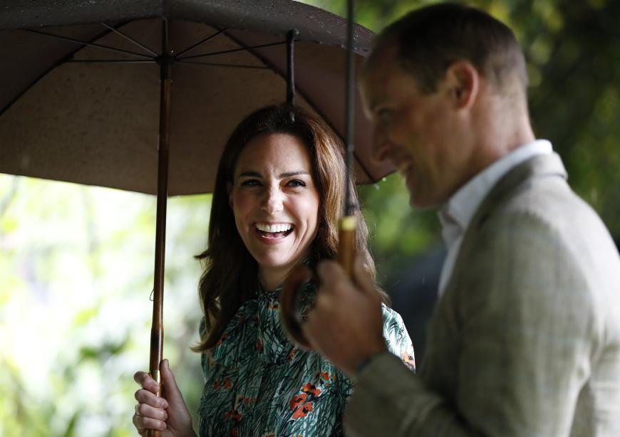 Herzogin Kate und Prinz William vor wenigen Tagen bei der Gedenkandacht für Prinzessin Diana. Die beiden Royals hatten Grund zur Freude: Kate ist wieder schwanger!