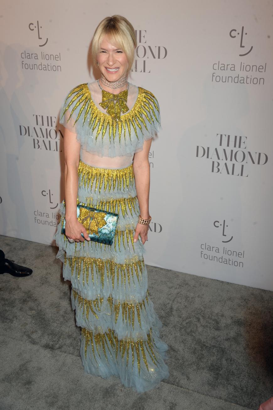 Dieses außergewöhnliche Kleid trug die amerikanische Business-Frau Julie Macklowe und wir lieben es.