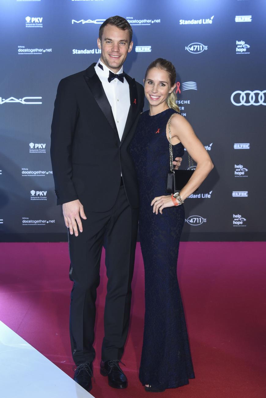 Im Mai 2017 heirateten Manuel Neuer und Nina Weiss. Sie ist ihm eine wichtige Stütze.