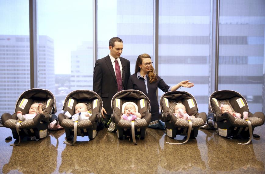 Ava Louise, Clara Catherine, Camille "Millie" Whitney, Luke Thomas und Isabelle Francis.