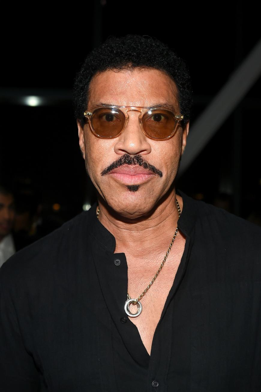 Der US-amerikanische Soulsänger und Vater von Sofia Lionel Richie soll gegen die Beziehung mit dem Kardashian-Ex sein.