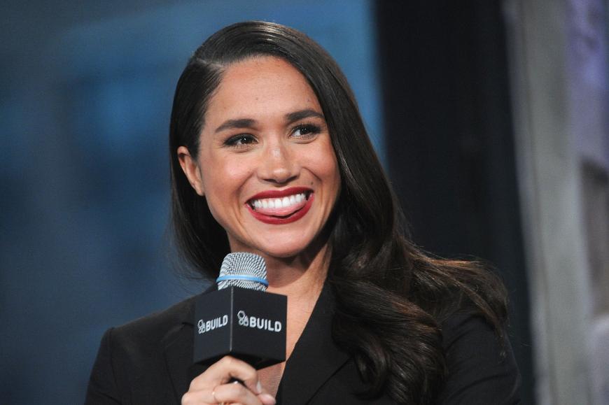 Um eine echte Dame aus ihr zu machen, soll der Palast Meghan Markle jetzt durch die Prinzessinnen-Schule schicken.