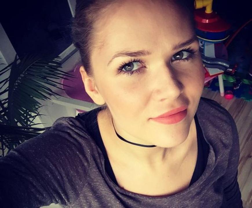 Sara Kulka machte via Instagram jetzt ein trauriges Geständnis: in ihrer Kindheit wurde das hübsche Model gemobbt, sogar die Zähne wurden ihr ausgeschlagen!