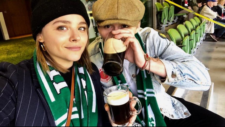 Bei Brooklyn Beckham und Chloë Moretz stehen wieder alle Zeichen auf Liebe!