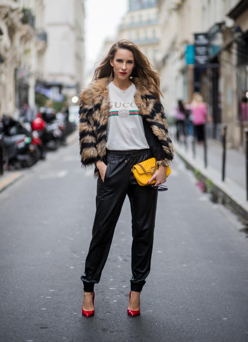 Ein sehr cooles Styling, trotz der Felljacke, oder?!