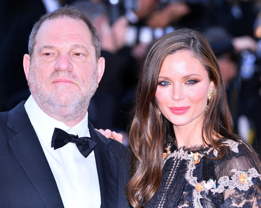 Die Skandalnudel verteidigte Filmproduzent Harvey Weinstein, dem derzeit sexueller Missbrauch etlicher Frauen, darunter viele Hollywood-Schauspielerinnen, vorgeworfen wird. Auch Ehefrau Georgina Chapman (rechts im Bild) trennte sich von dem Produzenten.