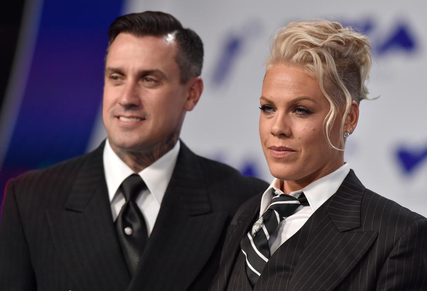 Eheprobleme bei Carey Hart und Pink? Ein Jahr ohne Sex ist bei den beiden keine Seltenheit, so die Sängerin.
