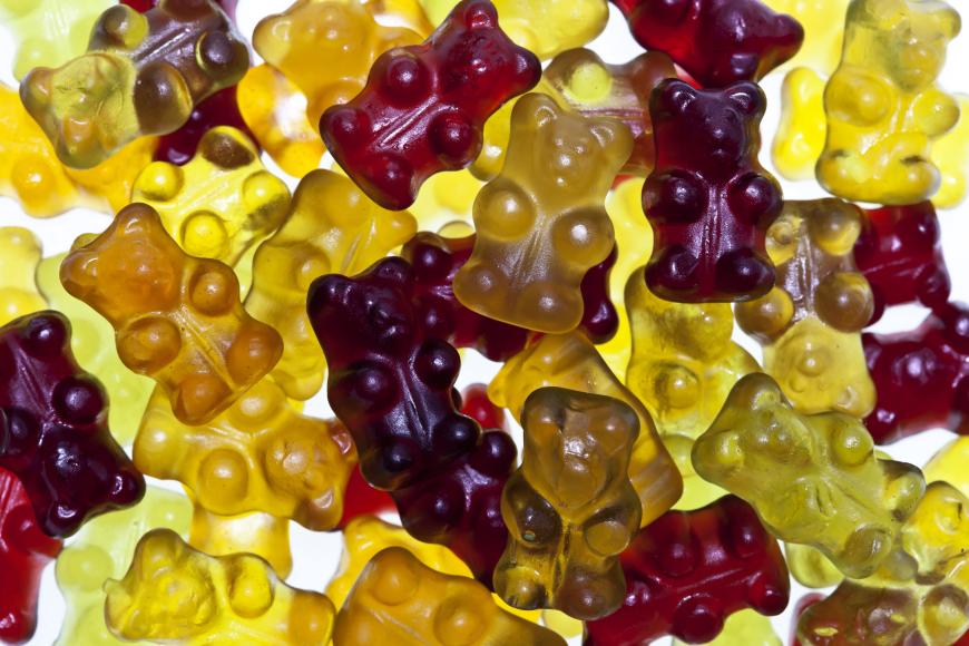 „Haribo“ oder doch die billigere Variante? Der ARD-Marken-Check testet die Gummibärchen!