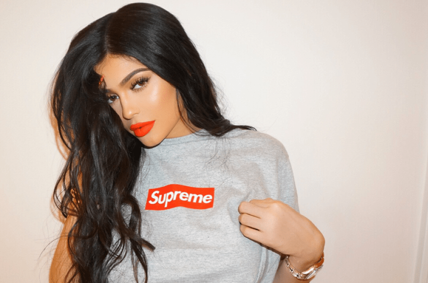 Wenn es nach Kylie Jenners Schönheits-Chirurg geht, ist ab jetzt Schluss mit den Beauty-OPs. 