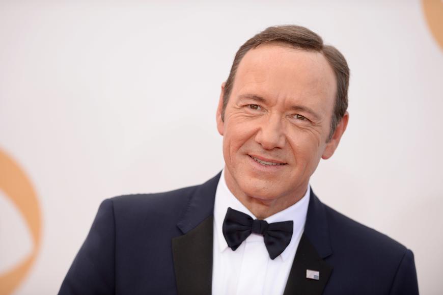 Kevin Spacey entschuldigte sich öffentlich bei dem Schauspieler und outete sich mit einem emotionalen wie ehrlichen Statement als homosexuell
