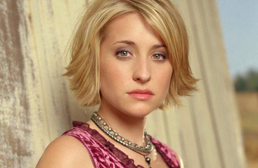 Hinter der unscheinbaren Fassade von Allison Mack soll sich eine skrupellose Sektenführerin befinden.