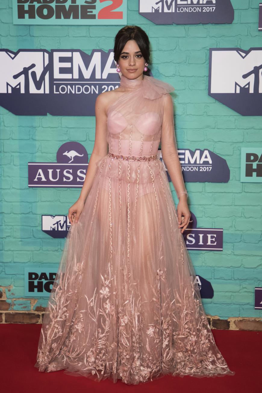 Die Sängerin Camila Cabello bezauberte uns in diesem elfenhaften Traum!