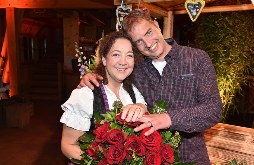 Diese Bauern und ihre Herzdamen dürfen sich über ein Happy End freuen: Bernhard und Nadine
