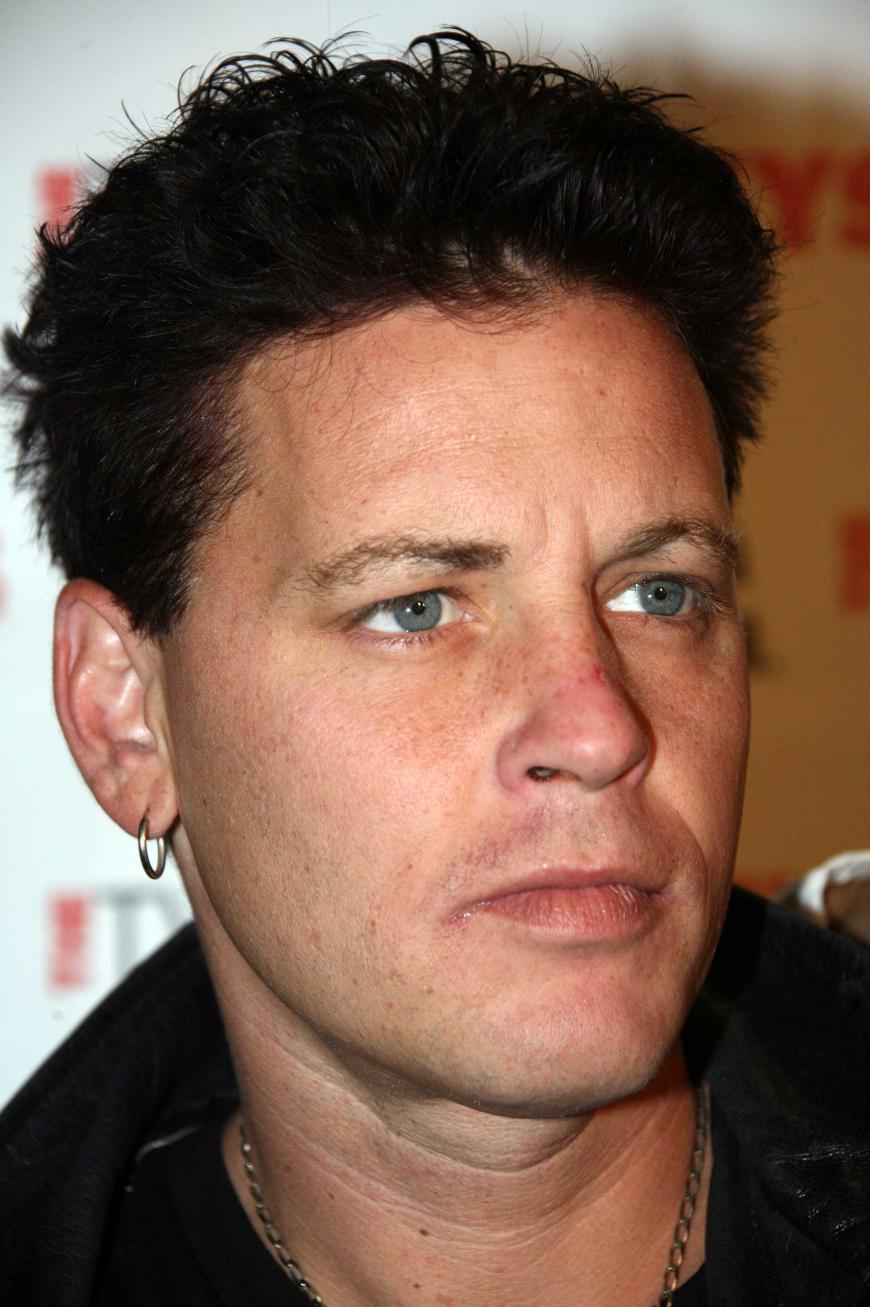 Corey Haim starb 2010 mit 38 Jahren. Seine Mutter bezweifelt, dass Charlie ihn als Kind vergewaltigt hat.