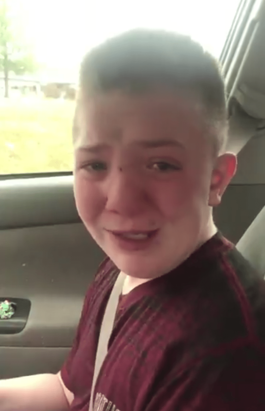 In einem tränenreichen Video richtet sich Mobbing-Opfer Keaton Jones an seine Peiniger.