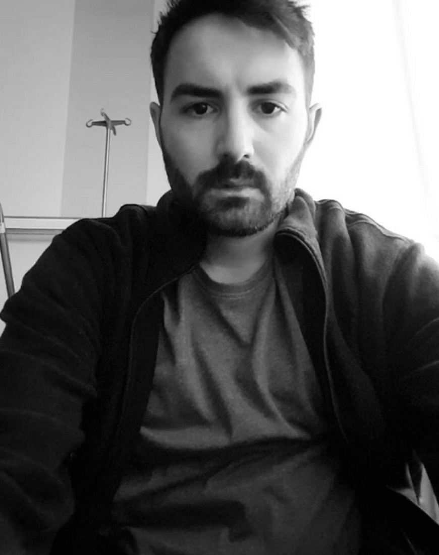 Vor einigen Tagen schwebte Menderes Bağcı noch in Lebensgefahr. Jetzt meldete sich der DSDS-Kult-Kandidat erstmals via Instagram an seine Fans.