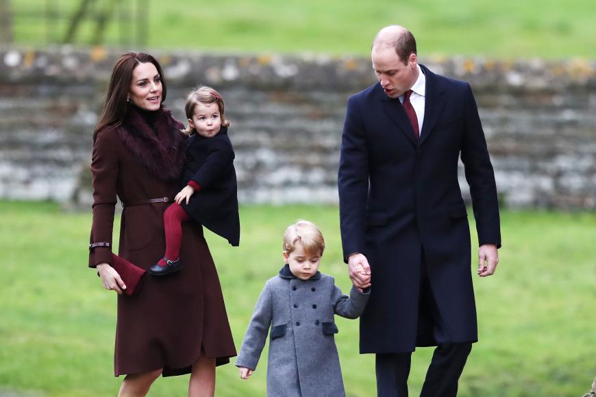 Herzogin Kate und Prinz William mit ihren Kindern auf dem Weg zum Gottesdienst.