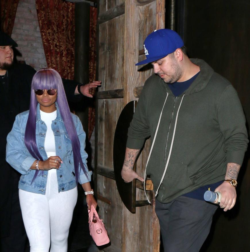 Blac Chyna und Rob Kardashian können es einfach nicht lassen und liefern sich den nächsten Rosenkrieg vor Gericht. 