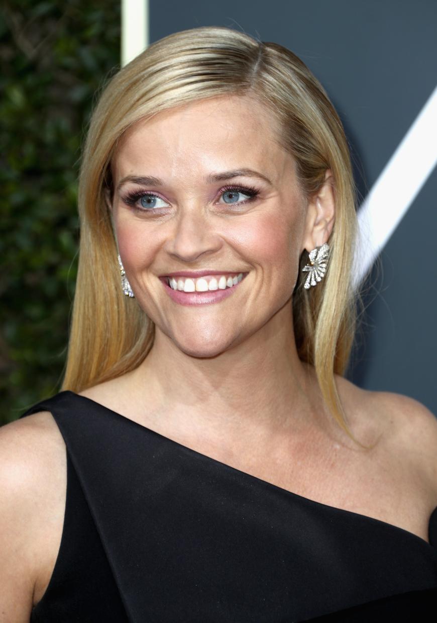 Reese Witherspoon scheint einfach nicht zu altern, die 41-Jährige sah umwerfend schön aus bei den Golden Globes 2018!