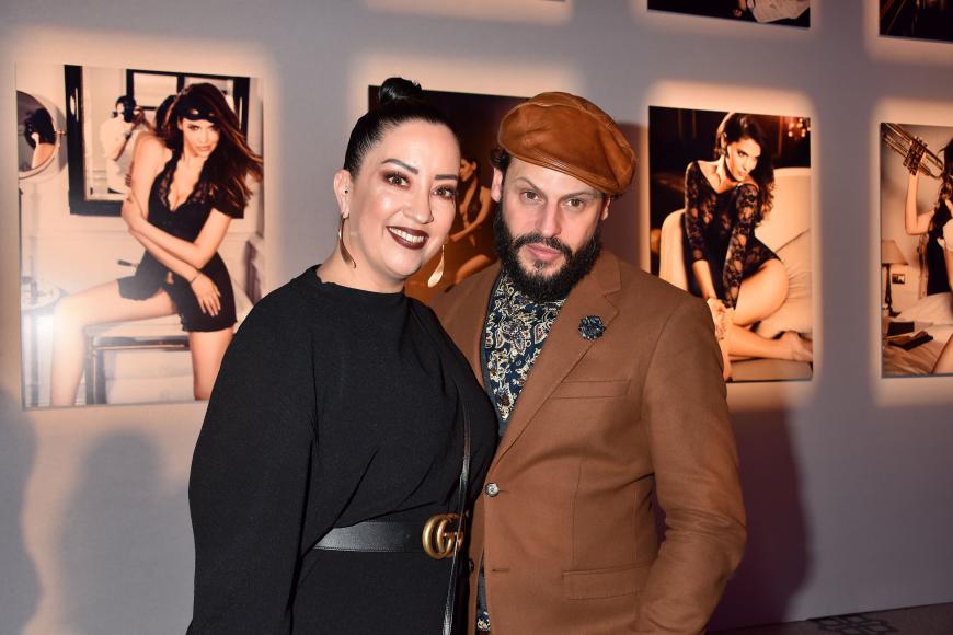 Mit seiner Freundin Miyabi Kawai moderiert Manuel Cortez die Styling-Doku „Schrankalarm”.