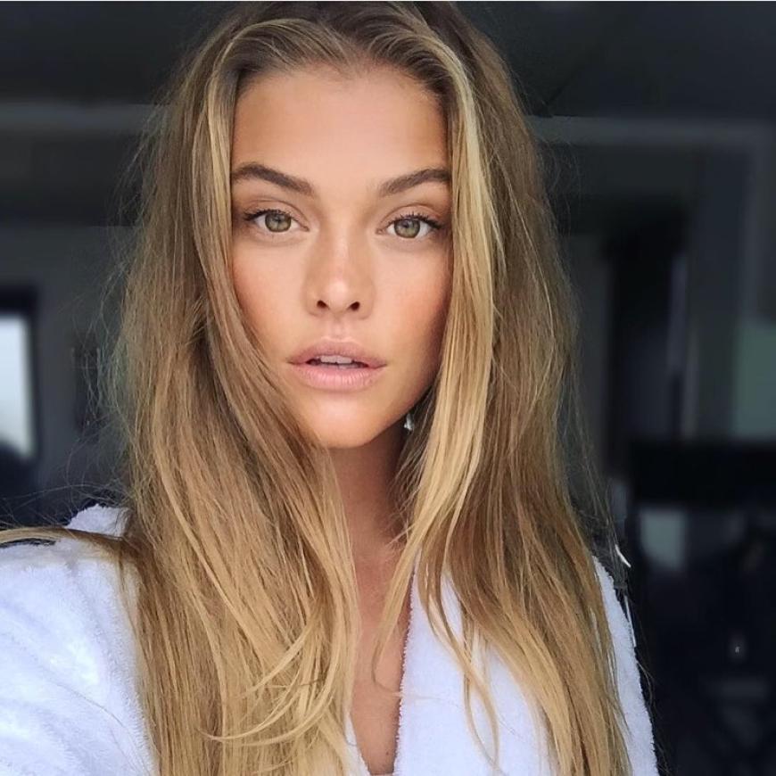 Nina Agdal wehrt sich gegen unrealistische Erwartungen in der Modeindustrie.