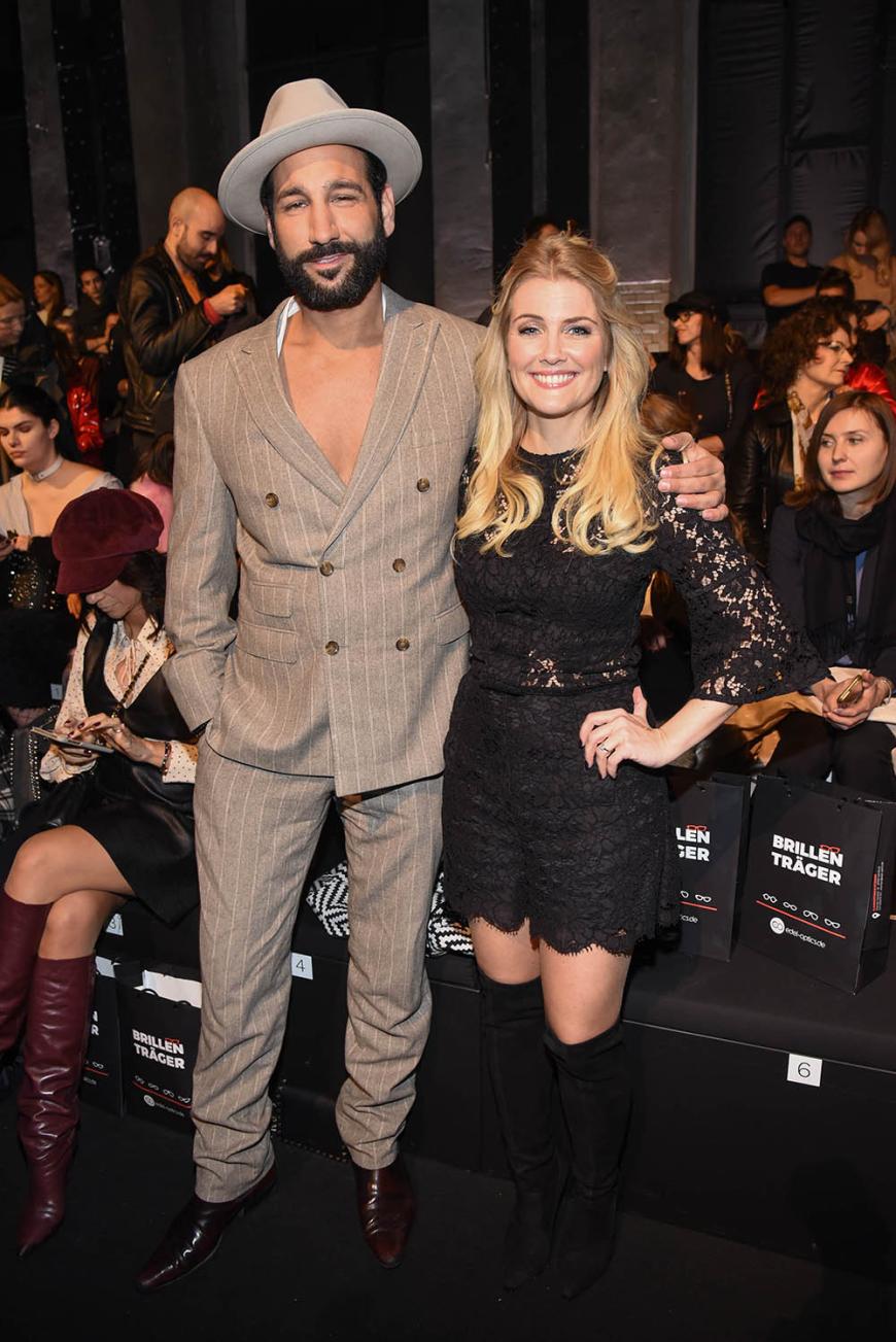 Profi-Tänzer Massimo Sinato und RTL-Moderatorin Jennifer Knaeble bei der Fashion Show von Ewa Herzog