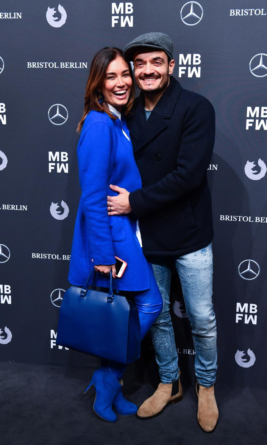 Jana Ina und Giovanni Zarella vor der Modenschau des Labels Riani