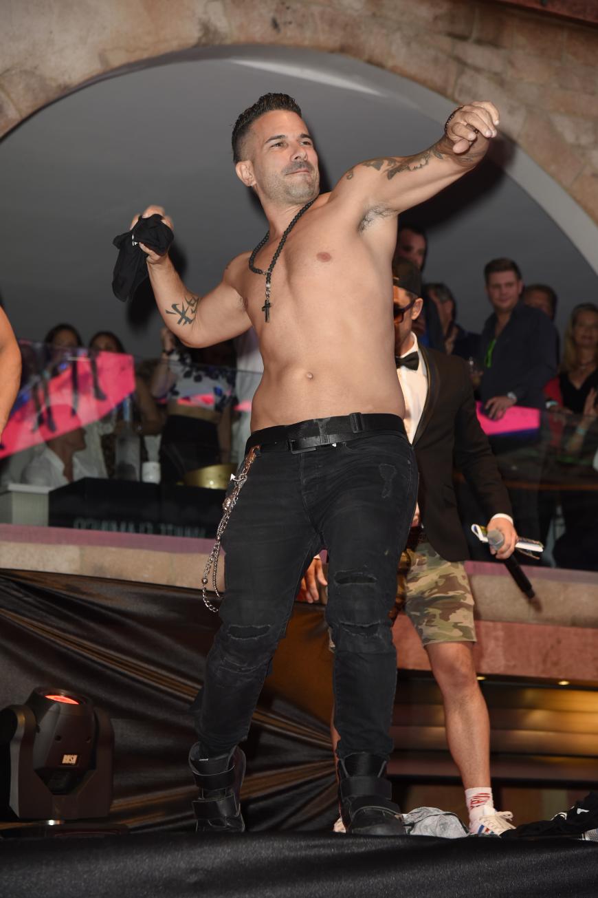 Kurze Zeit nach seinem Sieg verschwand Terenzi jedoch wieder von der TV-Bühne. Im Juni 2017 hatte er mit der Strippergruppe „The Sixx Paxx“ einige Gastauftritte in der RTL2-Serie „Berlin Tag und Nacht