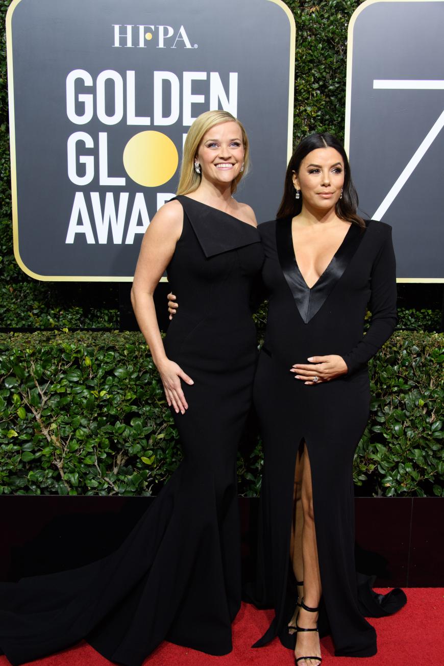 Schon bei den Golden Globes kamen die weiblichen Gäste (hier Reese Witherspoon und Eva Longri) fast alle in schwarzen Kleidern, um ein Zeichen zu setzen und sich mit den Opfern des sexuellen Missbrauchs zu solidarisieren.