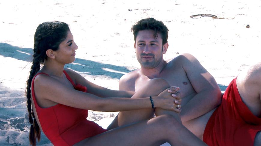 Yeliz und Daniel beim Strand-Date