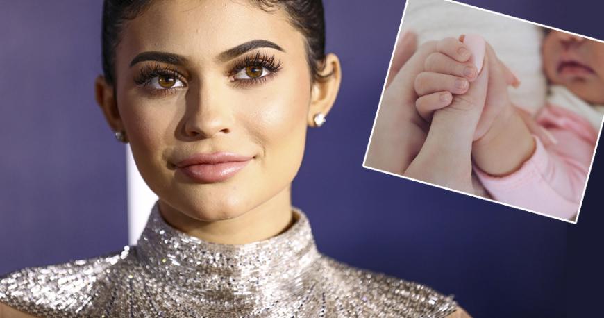 Endlich müssen Fans nicht länger warten: Kylie Jenner verriert nun den Namen ihrer Tochter.